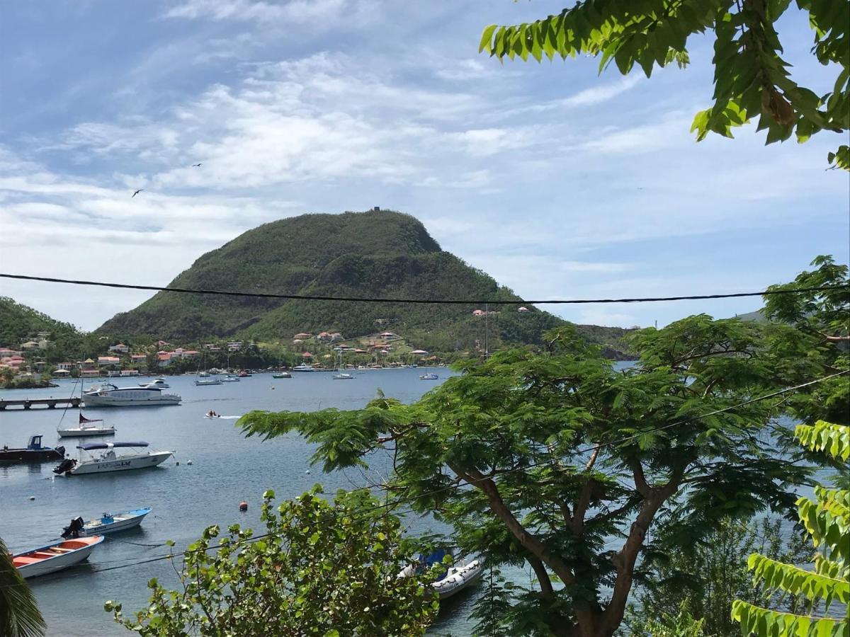 Case A Lili, Joli Haut De Villa Face A La Mer Dans Le Bourg. テール・ド・オー エクステリア 写真